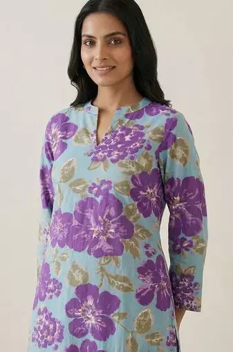 Women Floral Printed Regular Pure Cotton Kurta with Trousers