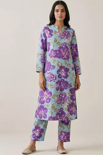 Women Floral Printed Regular Pure Cotton Kurta with Trousers
