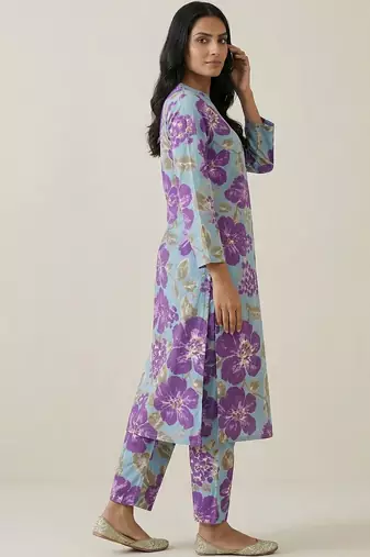 Women Floral Printed Regular Pure Cotton Kurta with Trousers