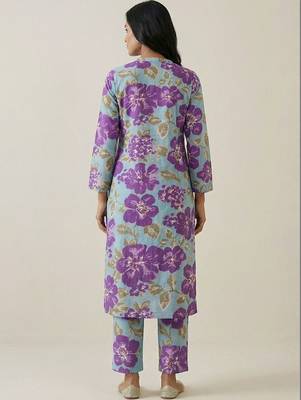 Women Floral Printed Regular Pure Cotton Kurta with Trousers 5