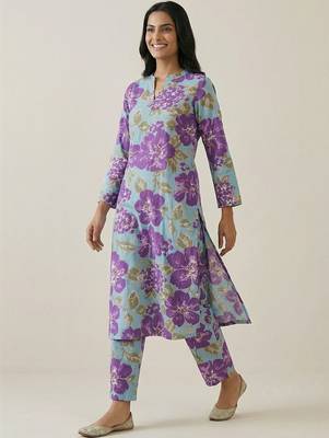 Women Floral Printed Regular Pure Cotton Kurta with Trousers 6