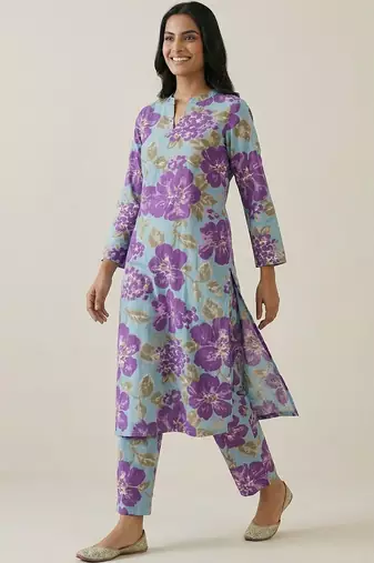 Women Floral Printed Regular Pure Cotton Kurta with Trousers