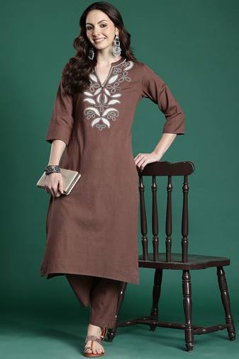 Floral Embroidered Pure Cotton Kurta with Trousers