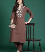 Floral Embroidered Pure Cotton Kurta with Trousers