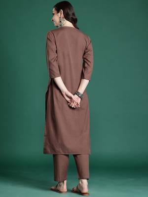 Floral Embroidered Pure Cotton Kurta with Trousers 5