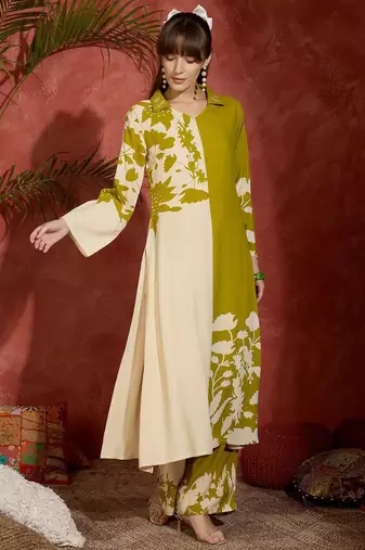 Women Floral Printed Regular Thread Work Kurta with Palazzos