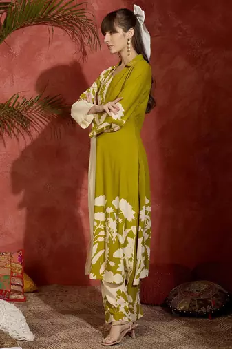 Women Floral Printed Regular Thread Work Kurta with Palazzos