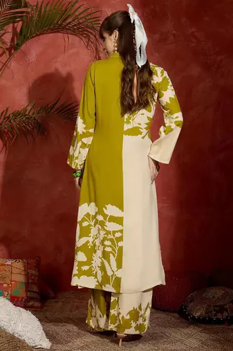 Women Floral Printed Regular Thread Work Kurta with Palazzos