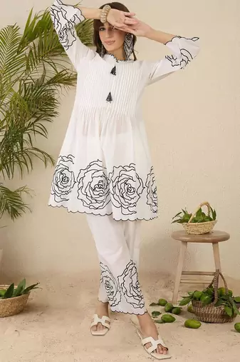 Women Floral Printed Pleated Mirror Work Pure Cotton Kurta with Palazzos