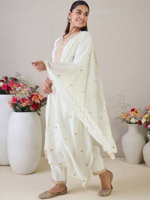 Women Paisley Embroidered Regular Kurta with Trousers & With Dupatta 4