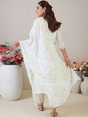 Women Paisley Embroidered Regular Kurta with Trousers & With Dupatta 5