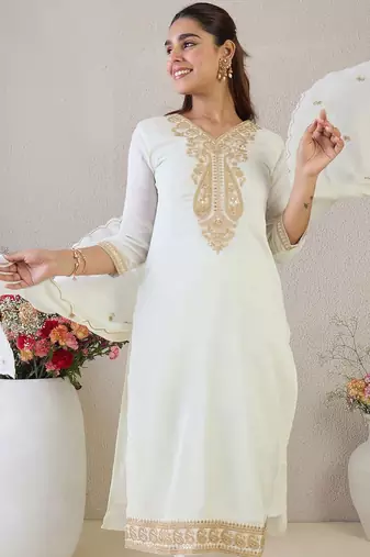 Women Paisley Embroidered Regular Kurta with Trousers & With Dupatta