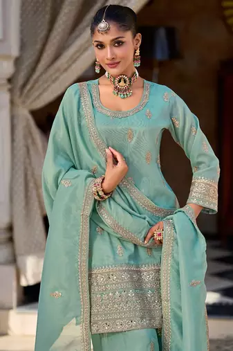 Women Ethnic Motifs Embroidered Regular Sequinned Kurta & Trousers & Dupatta