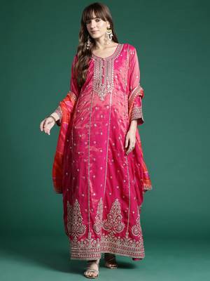 Ethnic Motifs Embroidered Regular Sequinned Kurta with Trousers & Dupatta 5
