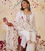 Women Floral Embroidered Regular Thread Work Kurta with Trousers & With Dupatta