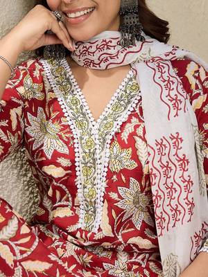 Floral Printed V-Neck Pure Cotton Straight Kurta With Trousers And Dupatta 3