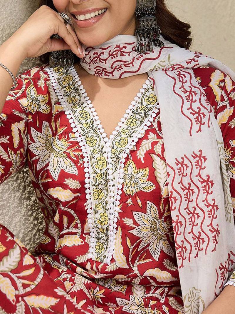 Floral Printed V-Neck Pure Cotton Straight Kurta With Trousers And Dupatta