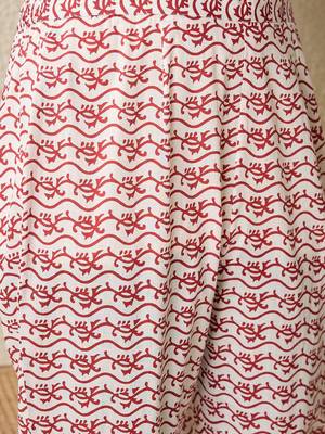 Floral Printed V-Neck Pure Cotton Straight Kurta With Trousers And Dupatta 4