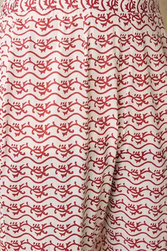 Floral Printed V-Neck Pure Cotton Straight Kurta With Trousers And Dupatta