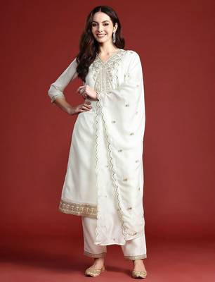 Women Paisley Embroidered Kurta with Trousers & With Dupatta 1