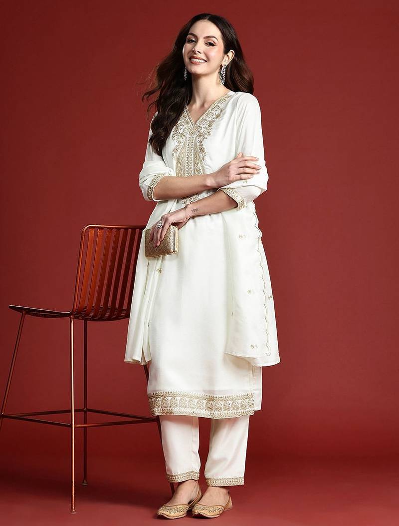 Women Paisley Embroidered Kurta with Trousers & With Dupatta
