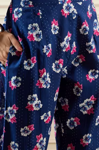Floral Printed Pure Cotton Notch Neck Straight Kurta With Trousers
