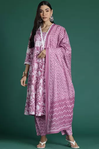 Women Floral Printed Regular Pure Cotton Kurta with Trousers & With Dupatta
