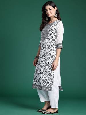 Floral Woven Design Kurta With Trousers & Dupatta 6