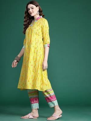 Printed Pure Cotton Kurta with Trousers 5