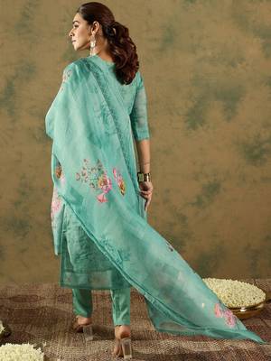 Floral Embroidered Thread Work Chanderi Silk Kurta with Trousers & Dupatta 6