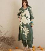 Green Floral Printed Sequinned V-Neck Straight Kurta With Salwar