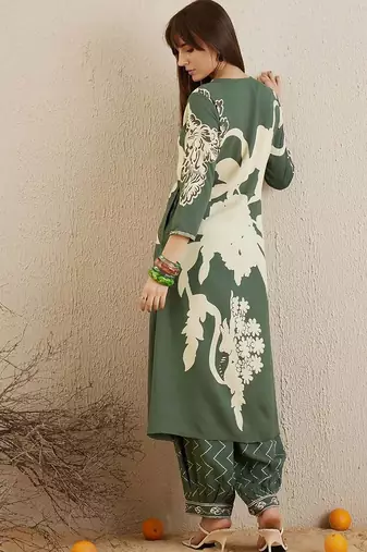 Green Floral Printed Sequinned V-Neck Straight Kurta With Salwar