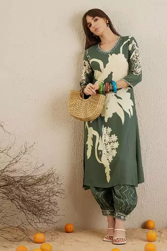 Green Floral Printed Sequinned V-Neck Straight Kurta With Salwar