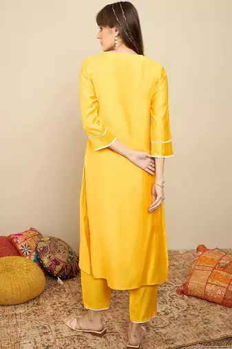 Floral Embroidered Sequinned Liva Straight Kurta With Trousers