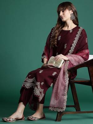 Floral Embroidered Sequinned Kurta With Trousers & Dupatta 8