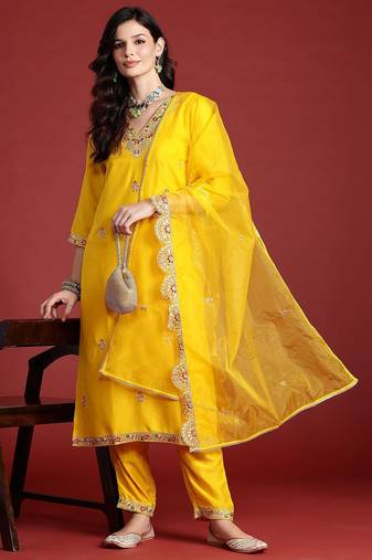 Ethnic Motifs Embroidered Sequinned Kurta With Trousers & Dupatta