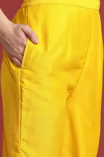 Ethnic Motifs Embroidered Sequinned Kurta With Trousers & Dupatta
