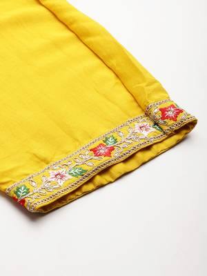 Ethnic Motifs Embroidered Sequinned Kurta With Trousers & Dupatta 8