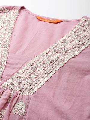 Ethnic Motifs Embroidered Pleated Thread Work Pure Cotton Kurta Set 4