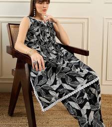 Women Floral Printed Regular Pure Cotton Kurta with Trousers
