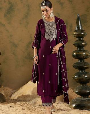 Women Ethnic Motifs Embroidered Regular Kurta with Trousers & With Dupatta 1
