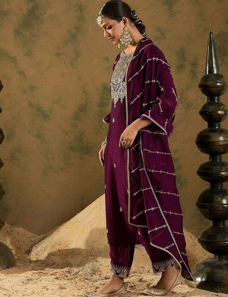 Women Ethnic Motifs Embroidered Regular Kurta with Trousers & With Dupatta