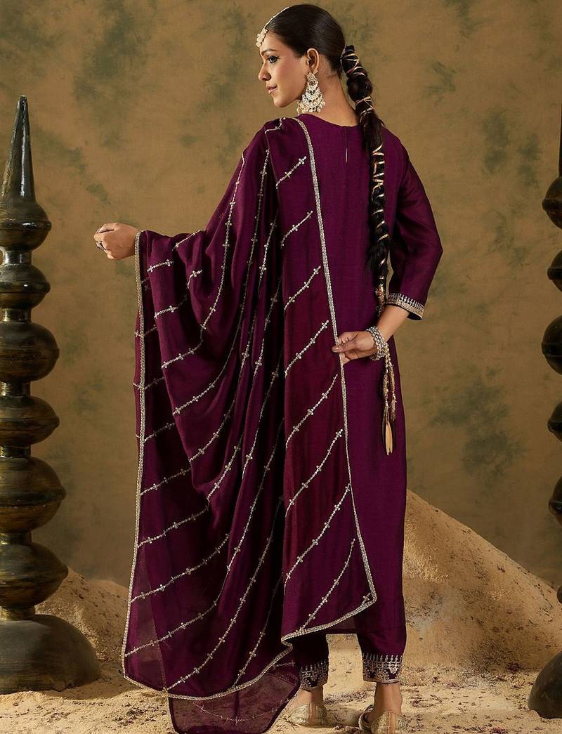 Women Ethnic Motifs Embroidered Regular Kurta with Trousers & With Dupatta