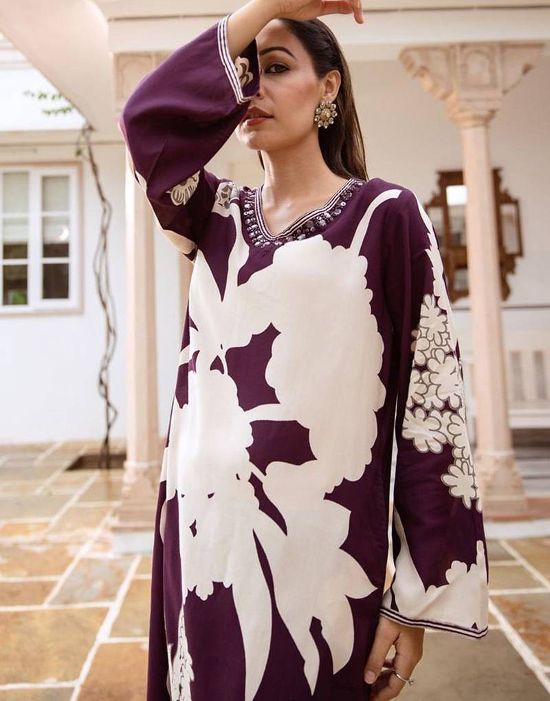 Women Floral Printed Regular Sequinned Kurta with Salwar