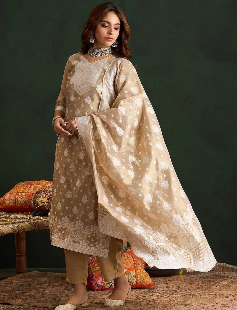 Women Regular Kurta with Trousers & With Dupatta