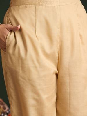 Women Regular Kurta with Trousers & With Dupatta 3