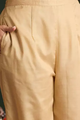 Women Regular Kurta with Trousers & With Dupatta