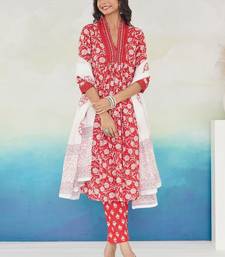 Floral Printed Pleated Beads and Stones Pure Cotton Kurta With Trousers & Dupatta