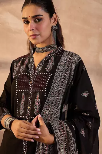 Women Ethnic Motifs Printed Regular Thread Work Pure Cotton Kurta with Trousers & With Dupatta