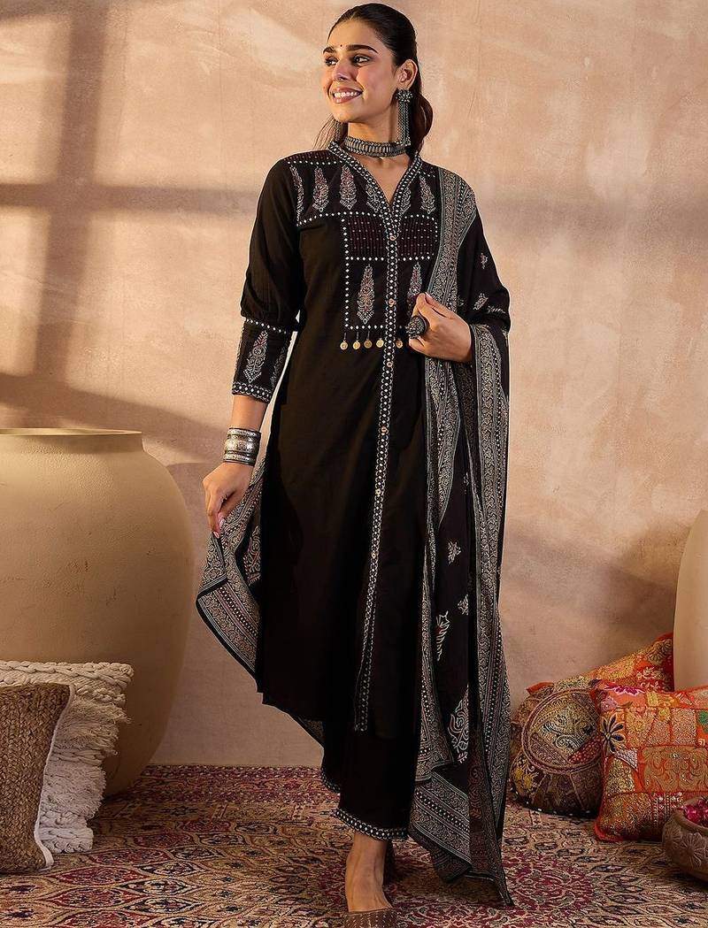 Women Ethnic Motifs Printed Regular Thread Work Pure Cotton Kurta with Trousers & With Dupatta